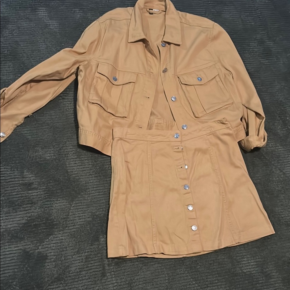 H&M Tan Skirt Set Elegant and Versatile